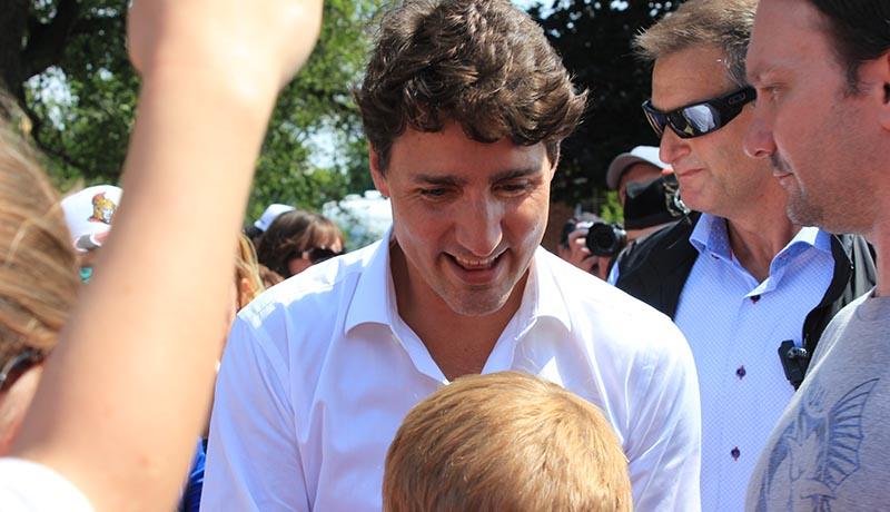 Kilt-wearing Trudeau stops by the 70th annual Glengarry Highland Games