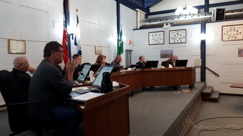 Hawkesbury council holds off on hiring consultant for Chenail Island plans