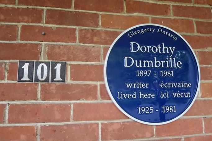 Alexandria historical plaque recognizes writer Dorothy Dumbrille