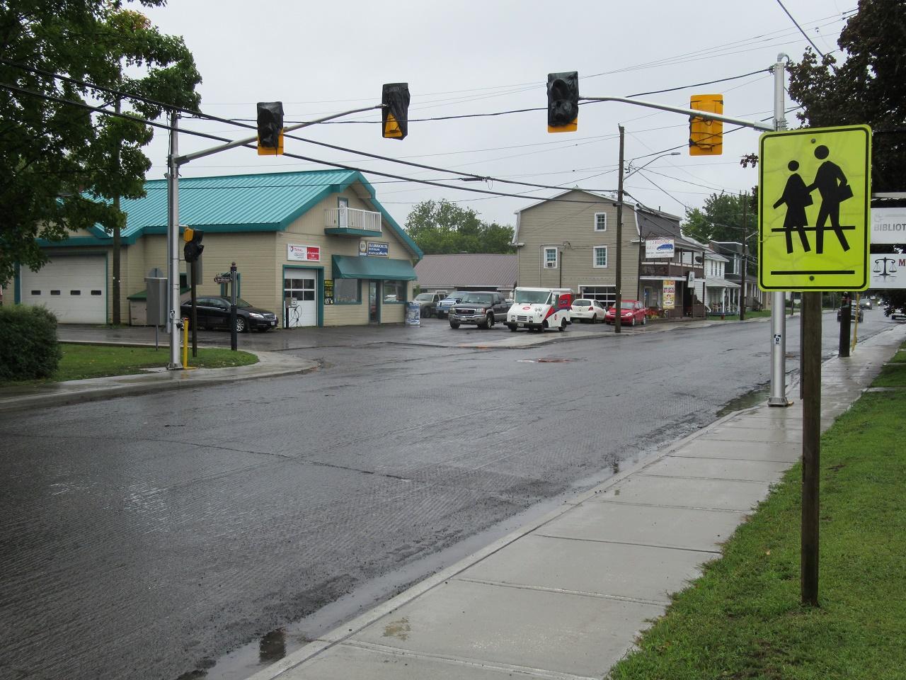 Pedestrian crossover plans made by UCPR in Alfred, second considered in Embrun