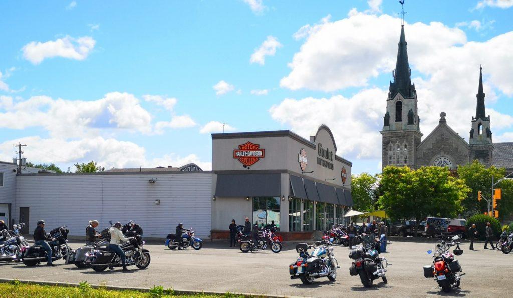 Harley davidson dealer deals closing