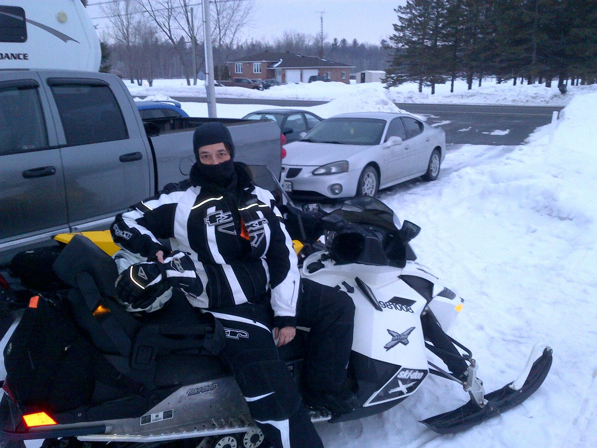 Snowmobile clubs reminding members to stay on the trails after complaints from land owners