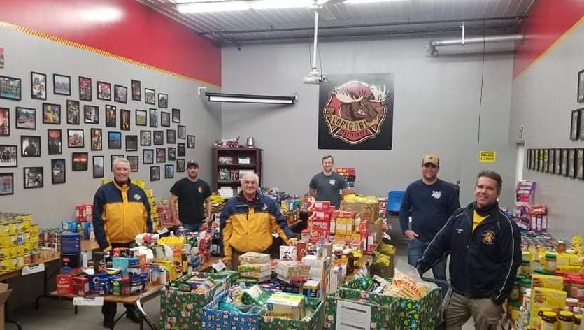 Knights of Columbus, firefighters join forces to benefit L’Orignal Food Bank
