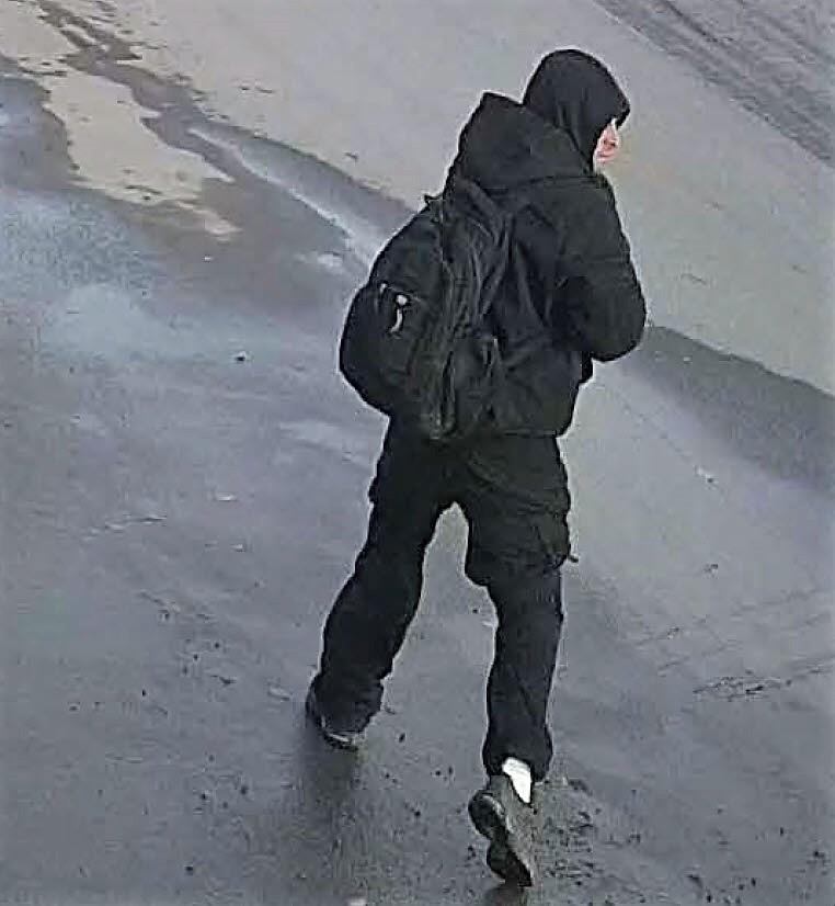 Russell OPP request assistance in identifying male suspect