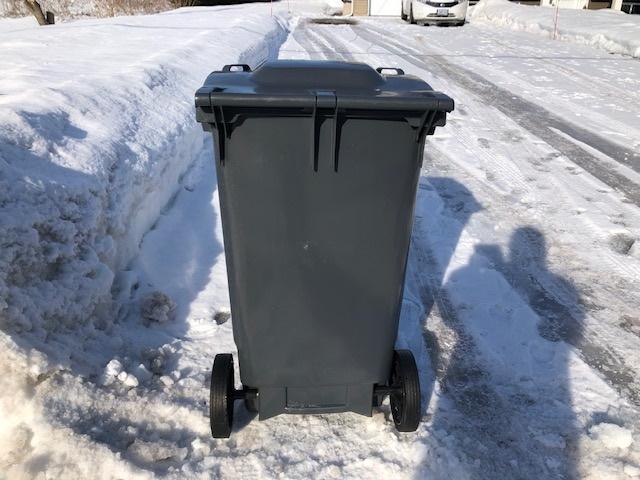 Bins replace bags, as new garbage collection policy takes effect in East Hawkesbury