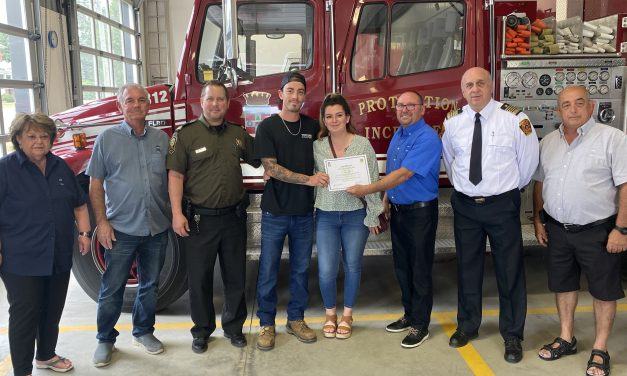 Citizen recognized for saving child in Grenville Canal