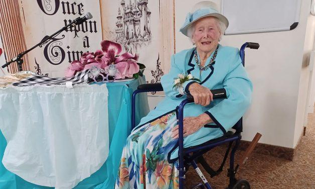 A true polymath, Vankleek Hill’s Jean Morrison passes at 101