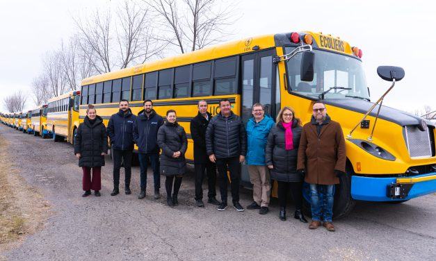 Québec government funds electric school buses in Argenteuil